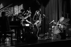 Ydivide by @editionpalmafiacco